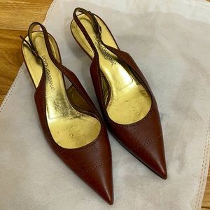 DOLCE & GABBANA low heel //size 36 or 6//